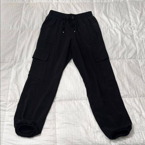 Michael kors new Black lightweight satin fabric Cargo Jogger Pants w pockets - Picture 1 of 12